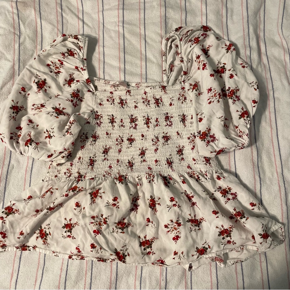 5/$25 SALE Women’s Floral Puff Sleeve Top
